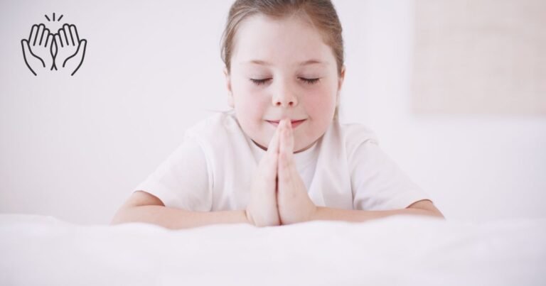 150+ Powerful Messages Sending Hugs and Prayers for Comfort 2026